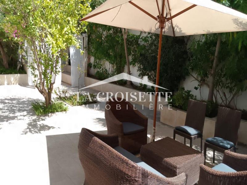 Duplex meublé S+3 avec jardin à Gammarth